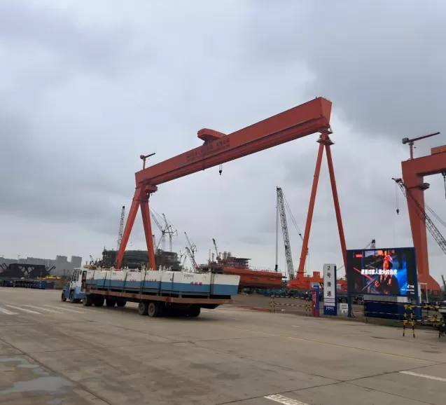 WTAU's Overload Limiter has been successfully Applied to a 1000-Ton Gantry Crane at Qingdao Offshore Oil Corporation.